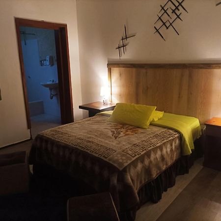 La Perla Cuencana Hostal المظهر الخارجي الصورة