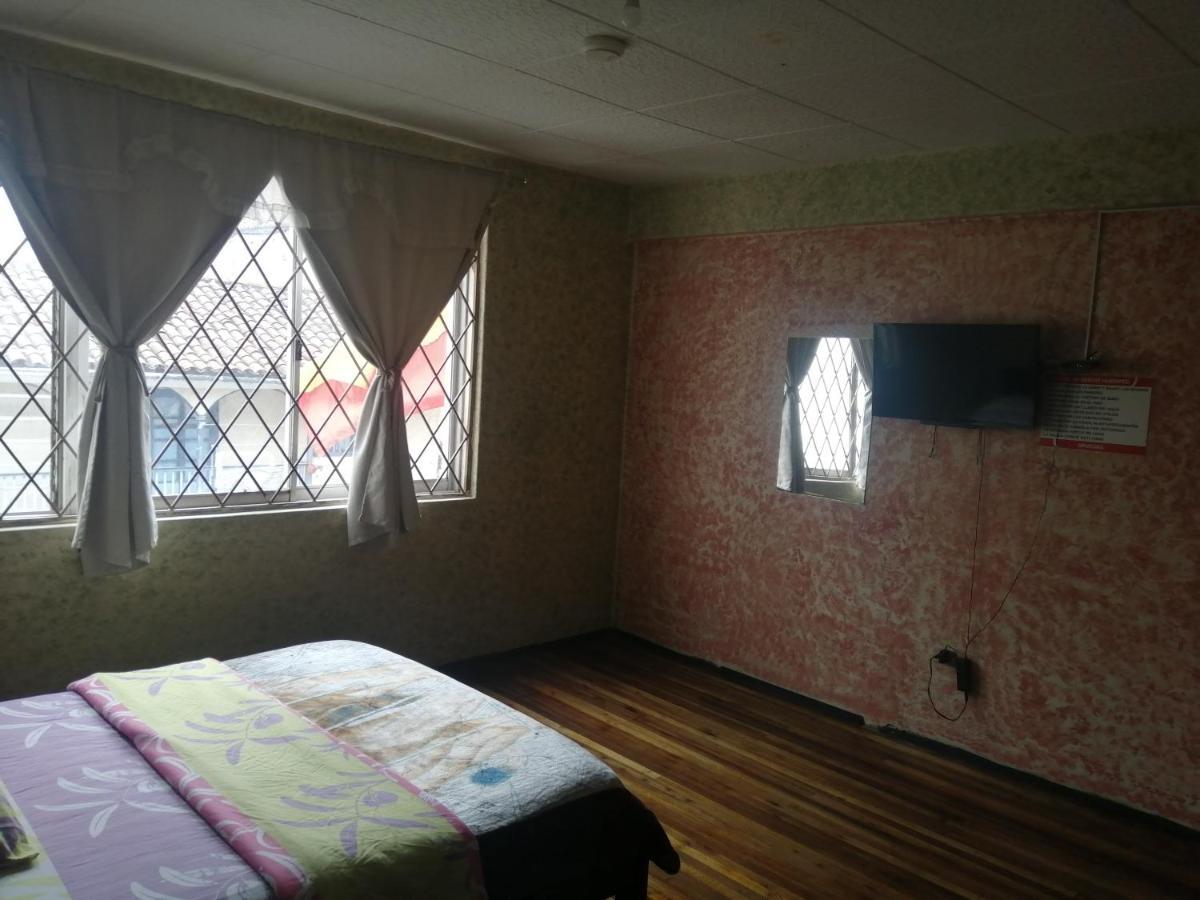 La Perla Cuencana Hostal المظهر الخارجي الصورة