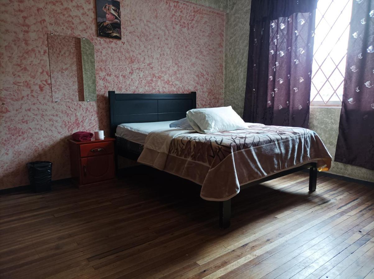 La Perla Cuencana Hostal المظهر الخارجي الصورة